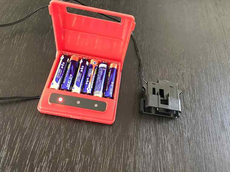 メモリーキーパーに電池を入れた状態